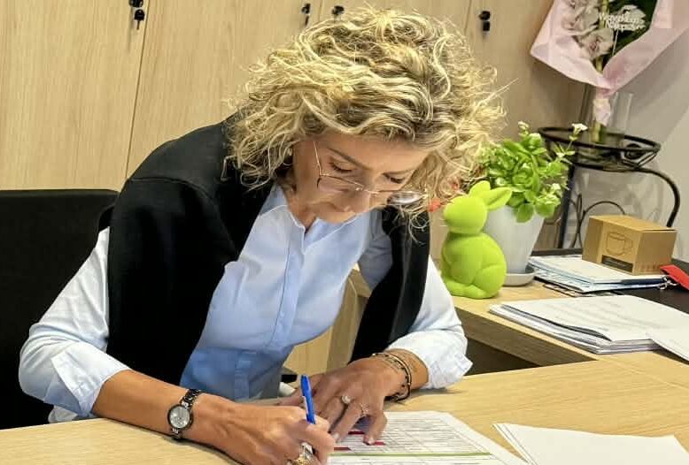 Podpisanie umowy na modernizację energetyczną budynku OSP i biblioteki