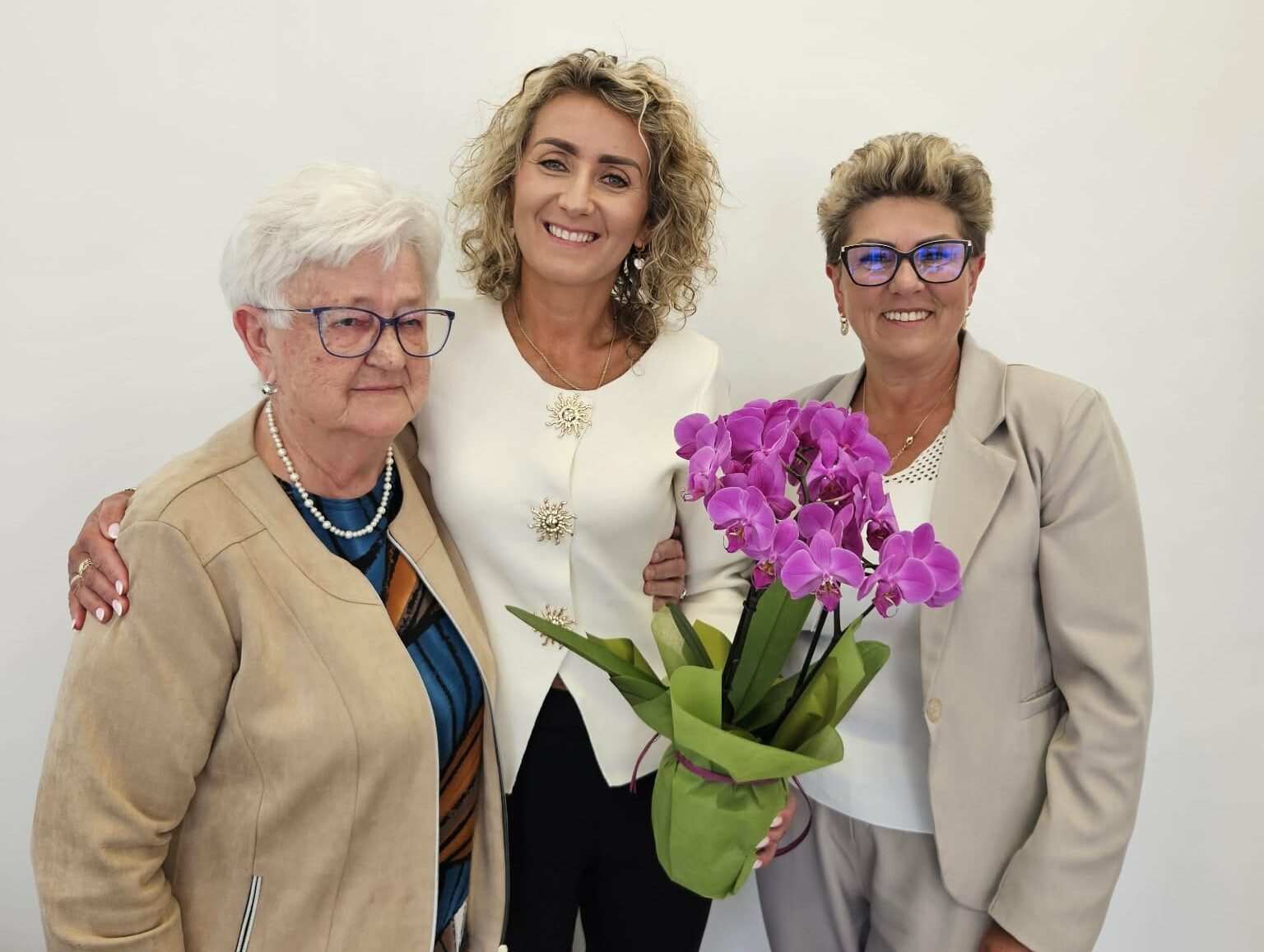 Kwiaty i życzenia dla Pani Jadwigi